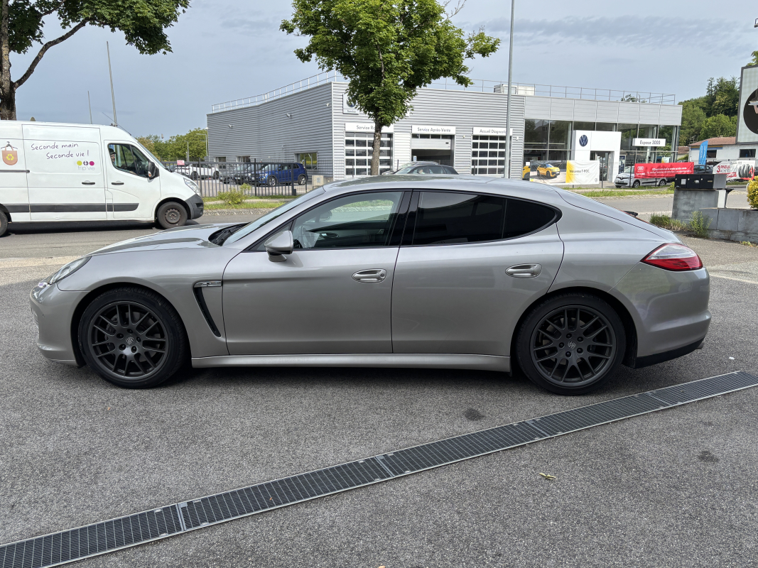 Porsche Panamera — 33