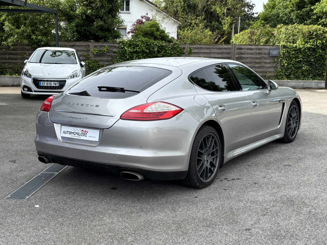 Porsche Panamera — 8
