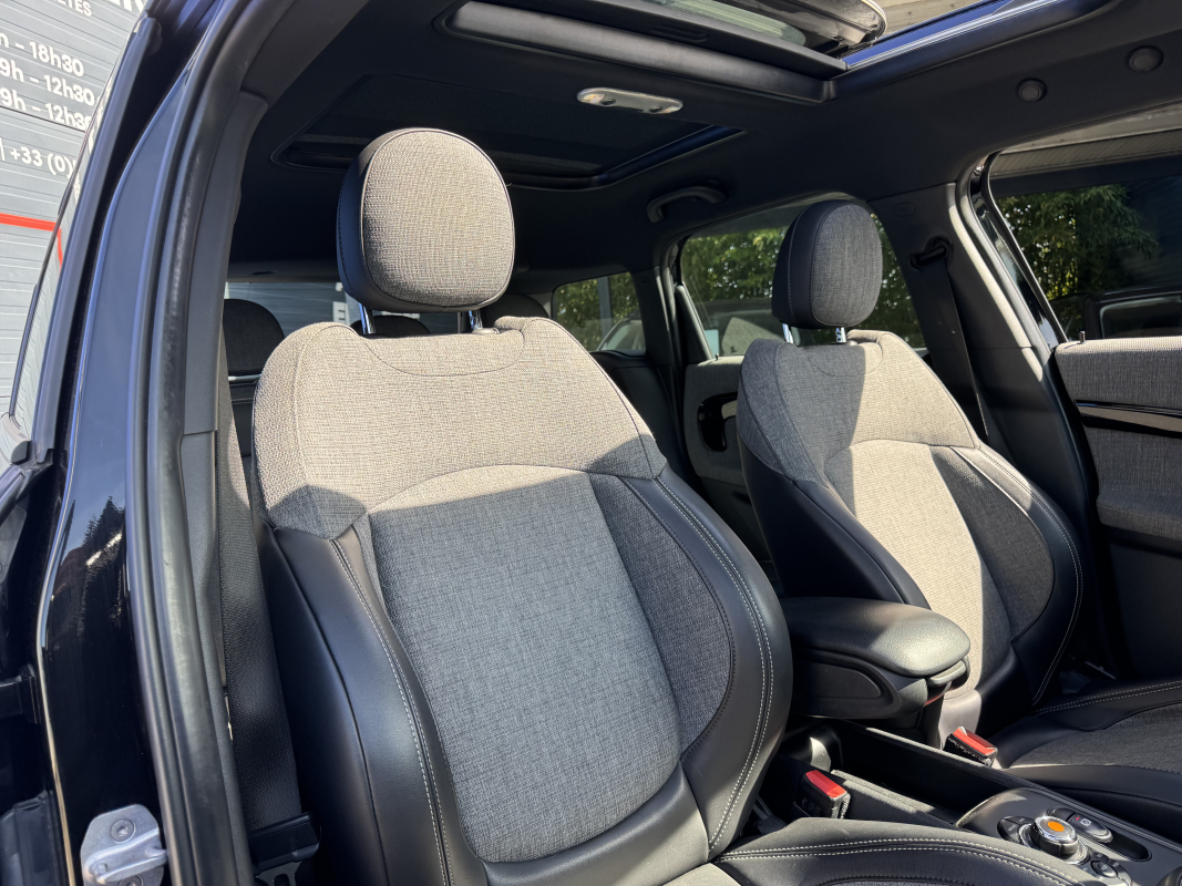 Mini Countryman — 21