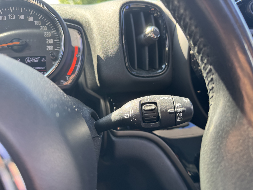 Mini Countryman — 18