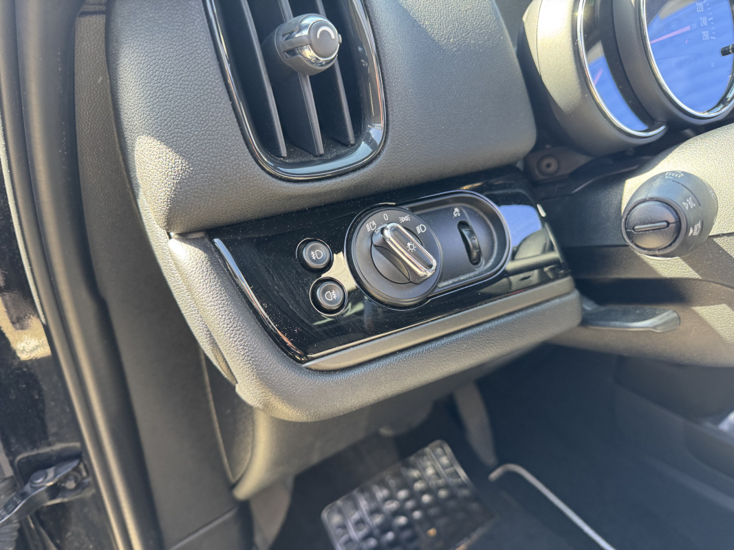 Mini Countryman — 19