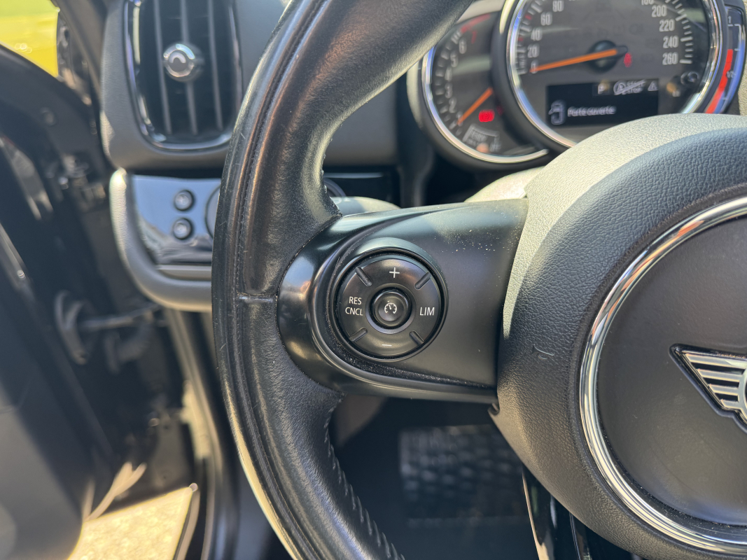 Mini Countryman — 15