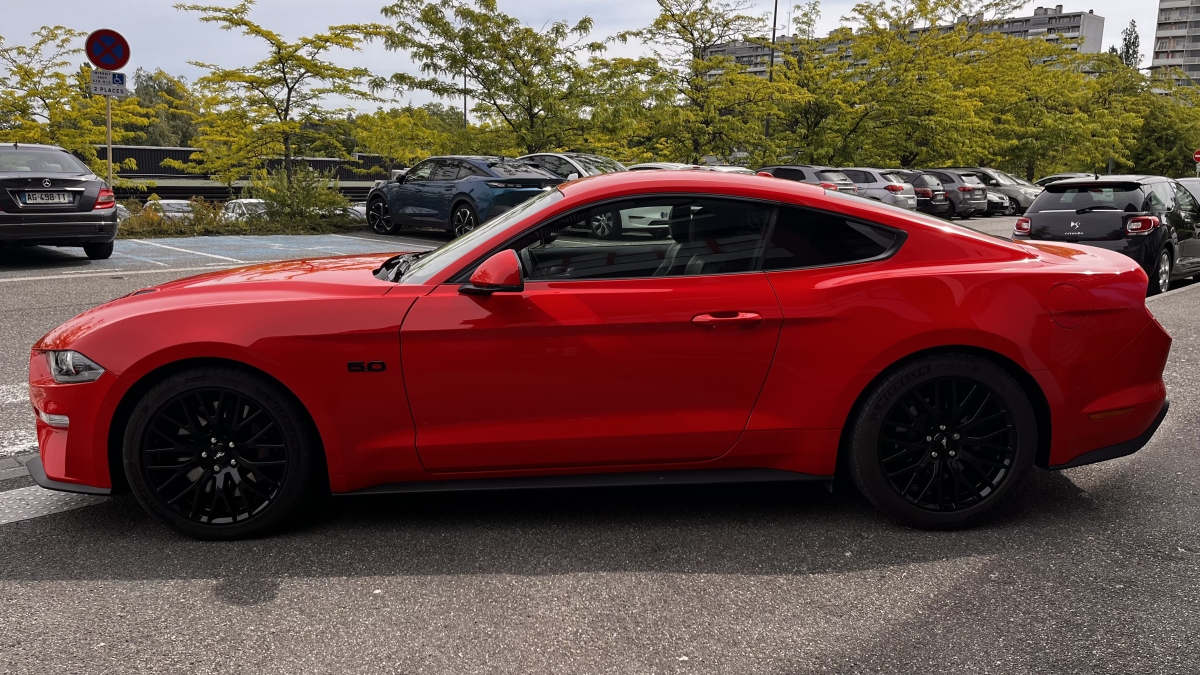Ford Mustang Fastback — 6