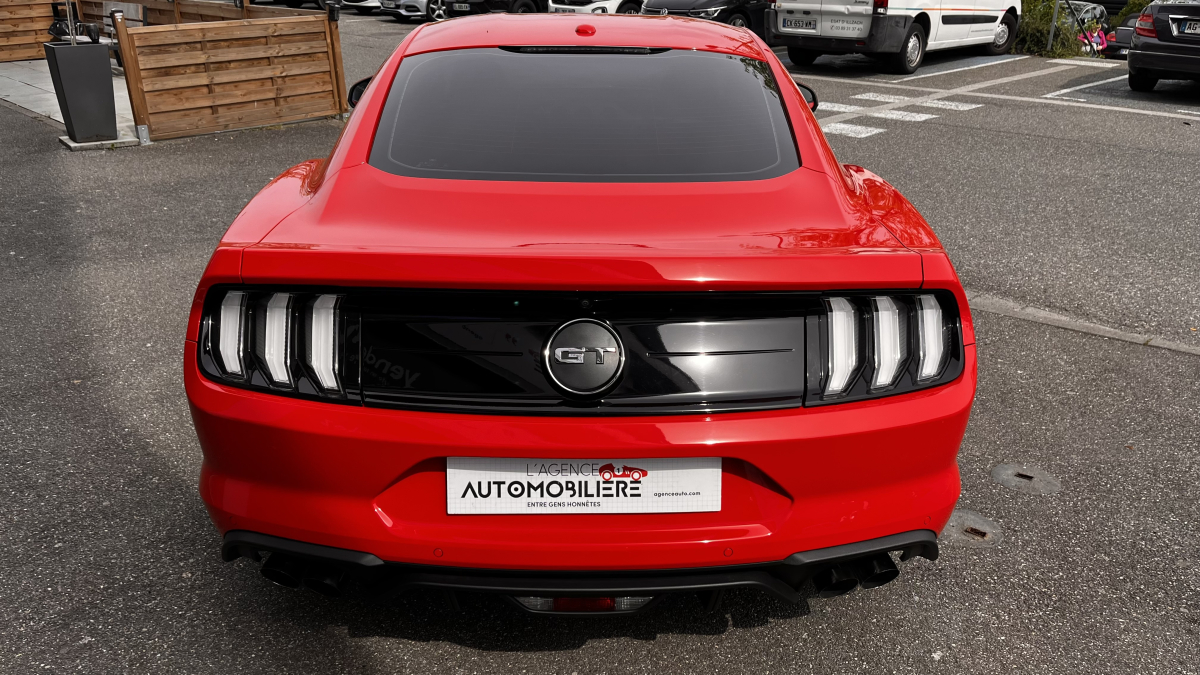 Ford Mustang Fastback — 8