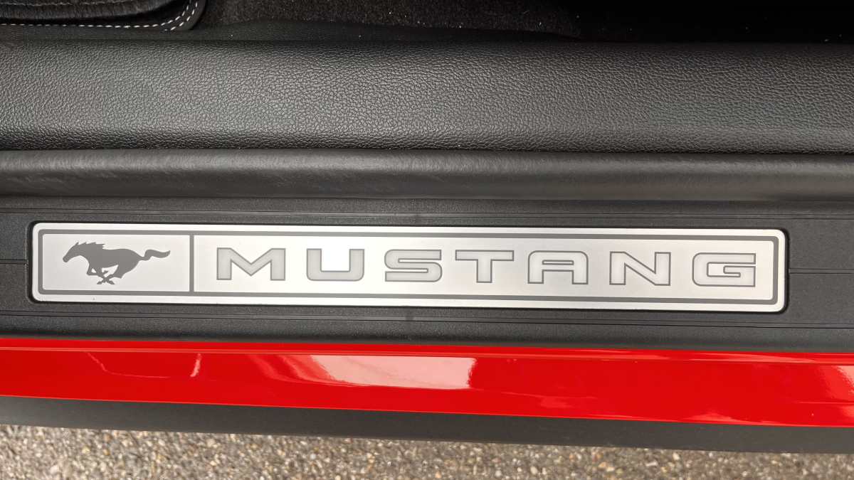 Ford Mustang Fastback — 35
