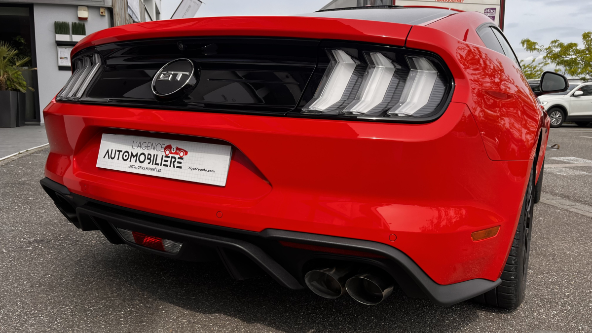 Ford Mustang Fastback — 33