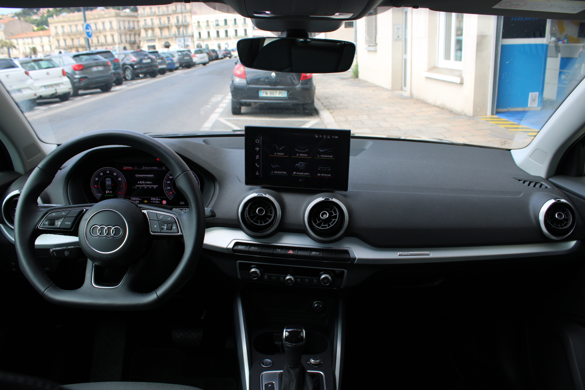 Audi Q2 — 10
