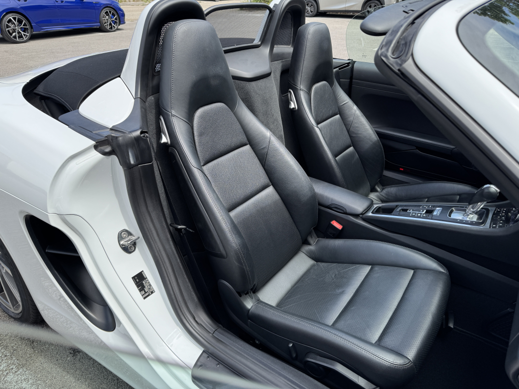 Porsche Boxster — 19