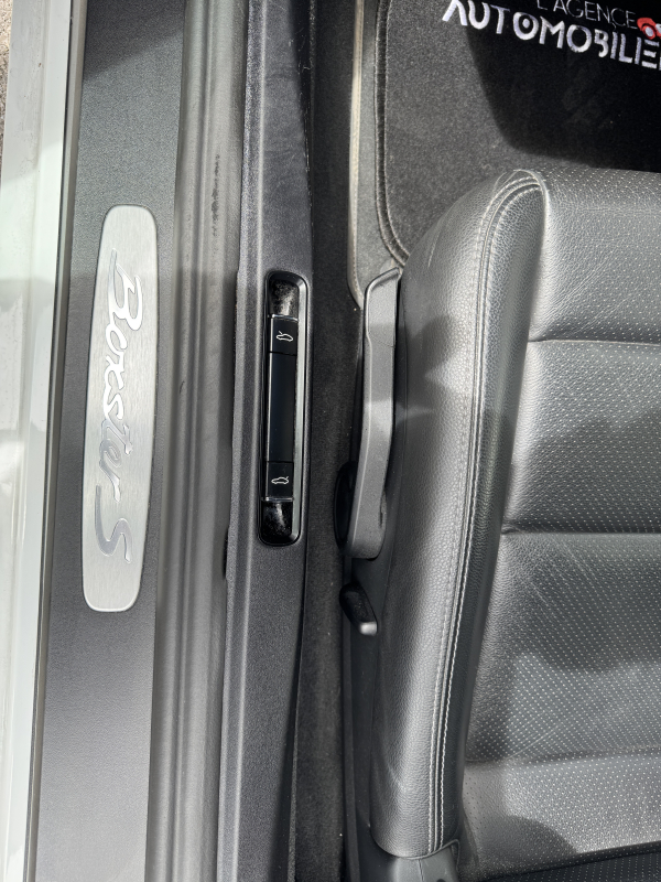 Porsche Boxster — 30