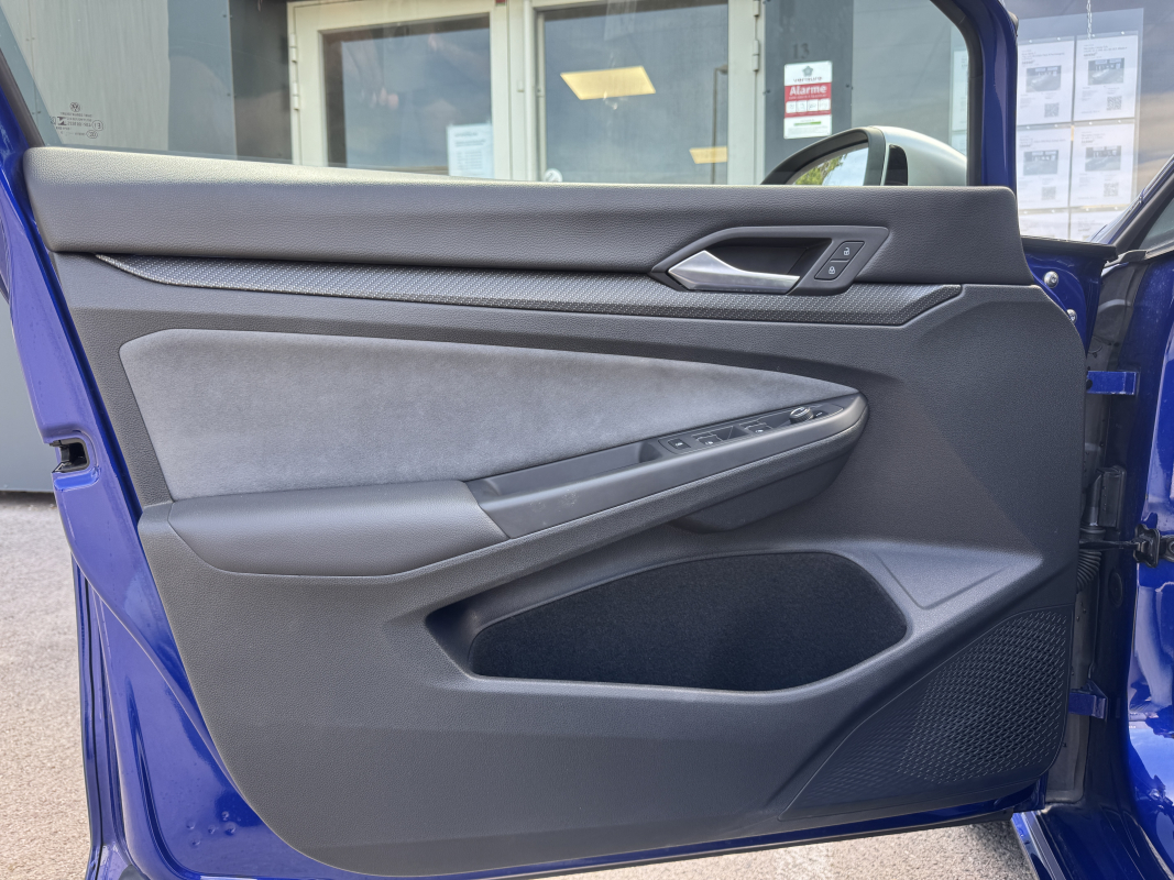 Volkswagen Golf — 15