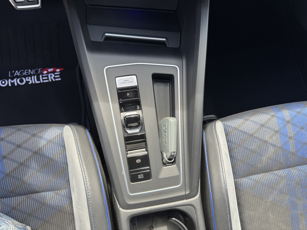 Volkswagen Golf — 13