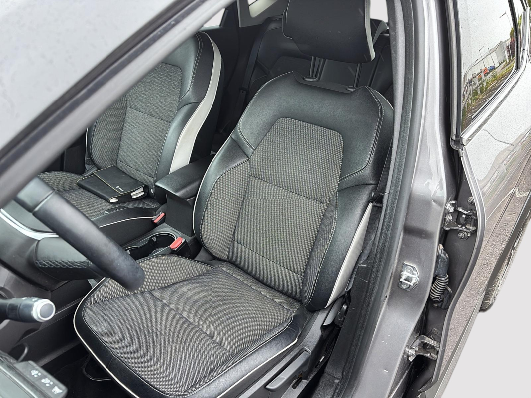 Renault Captur — 19