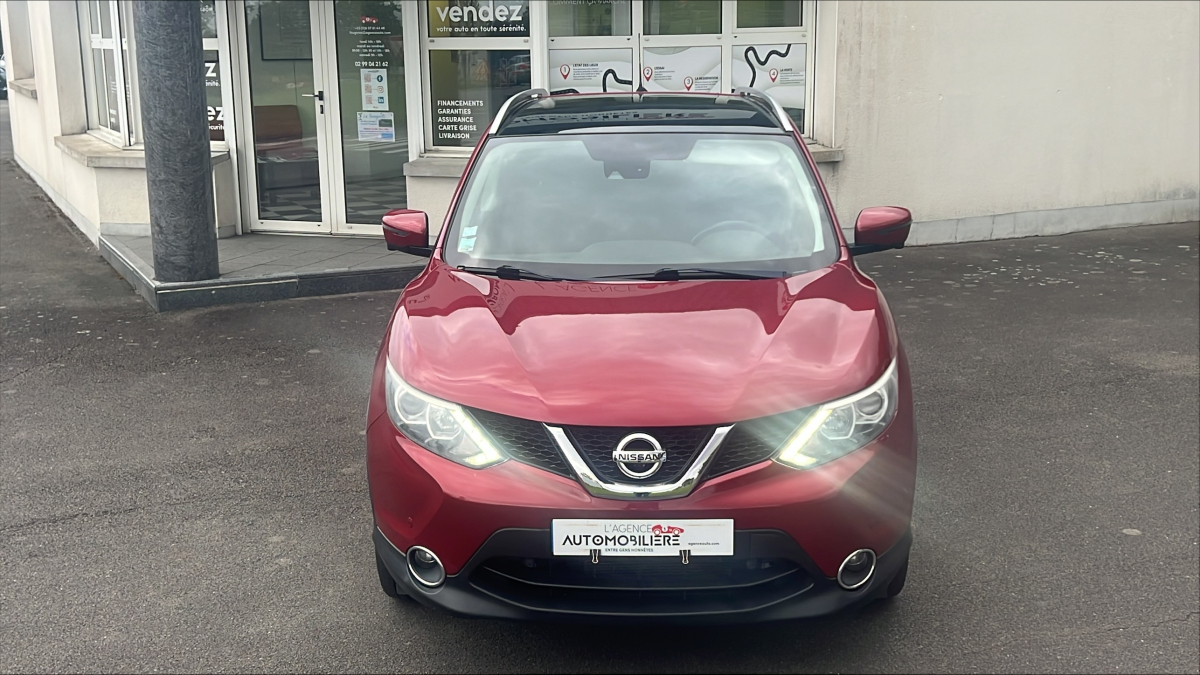 Nissan Qashqai +2 — 4