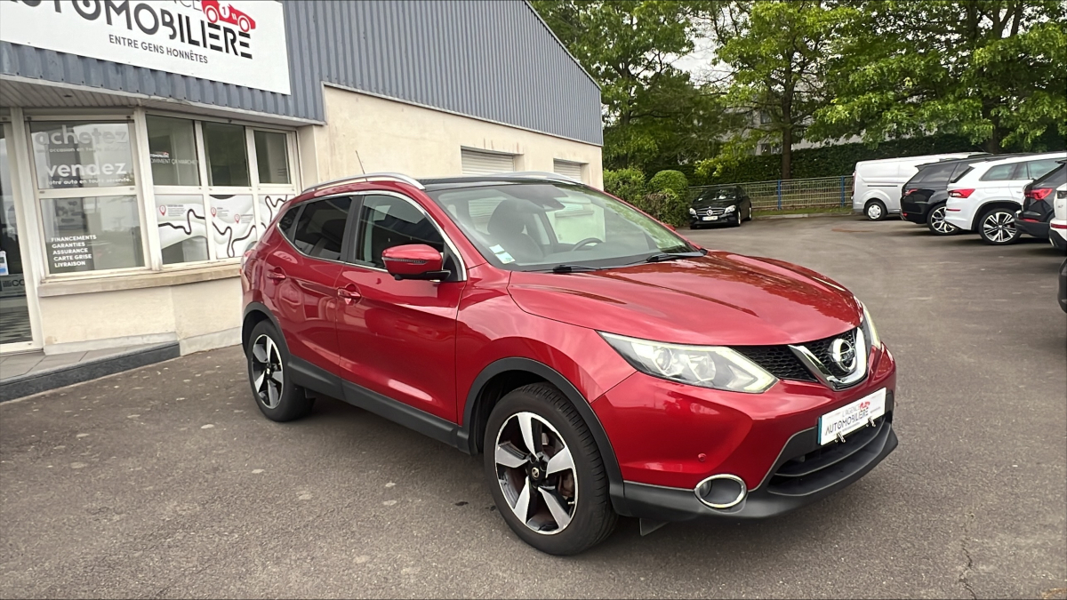 Nissan Qashqai +2 — 5