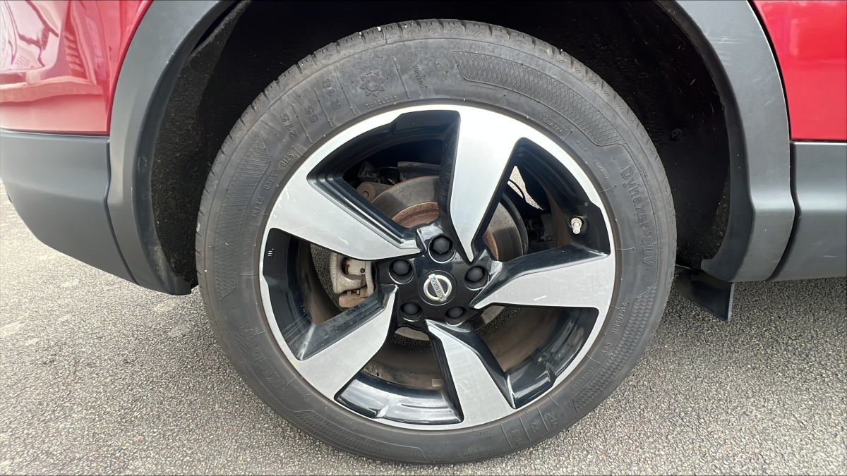 Nissan Qashqai +2 — 29