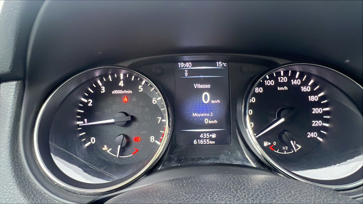 Nissan Qashqai +2 — 13