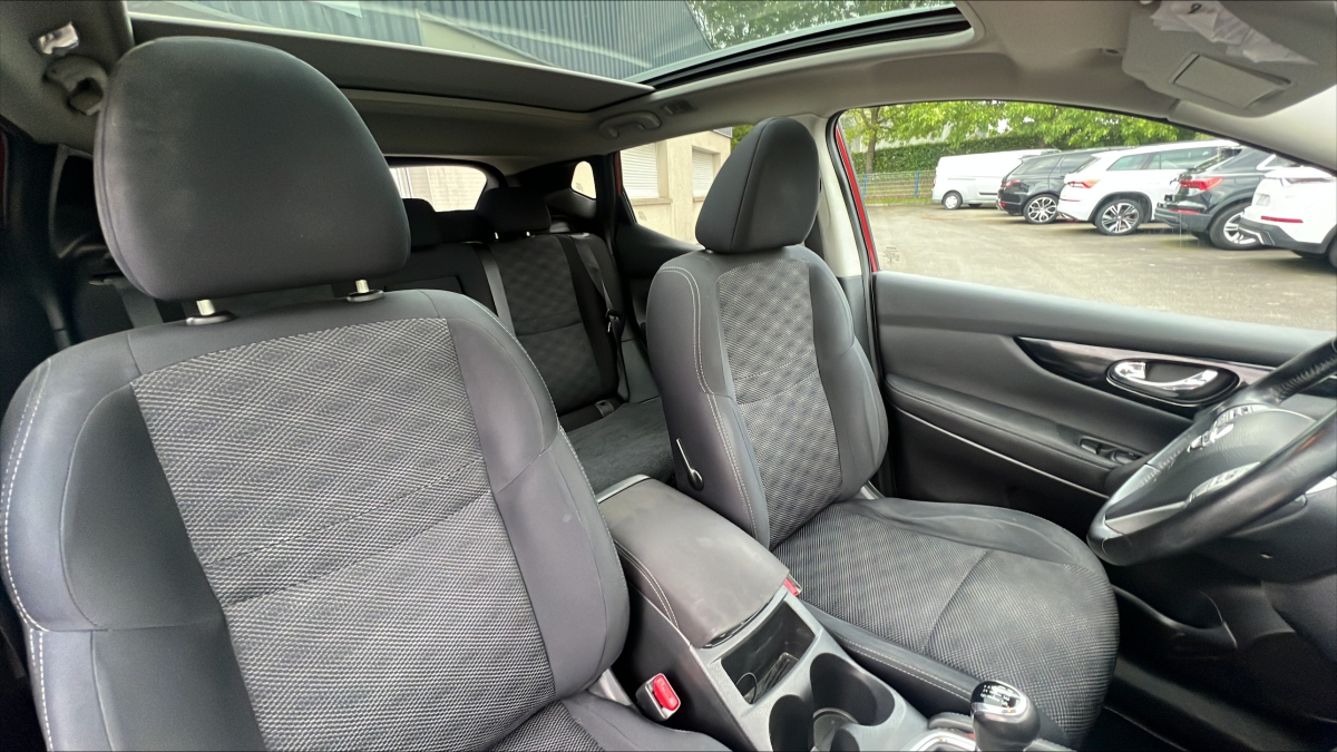 Nissan Qashqai +2 — 20