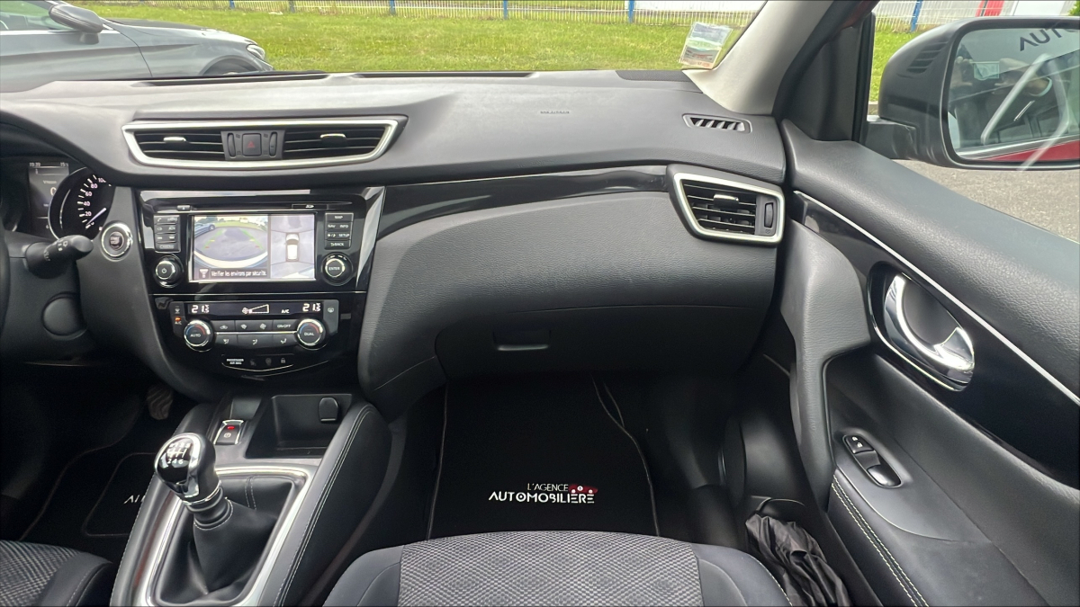 Nissan Qashqai +2 — 24