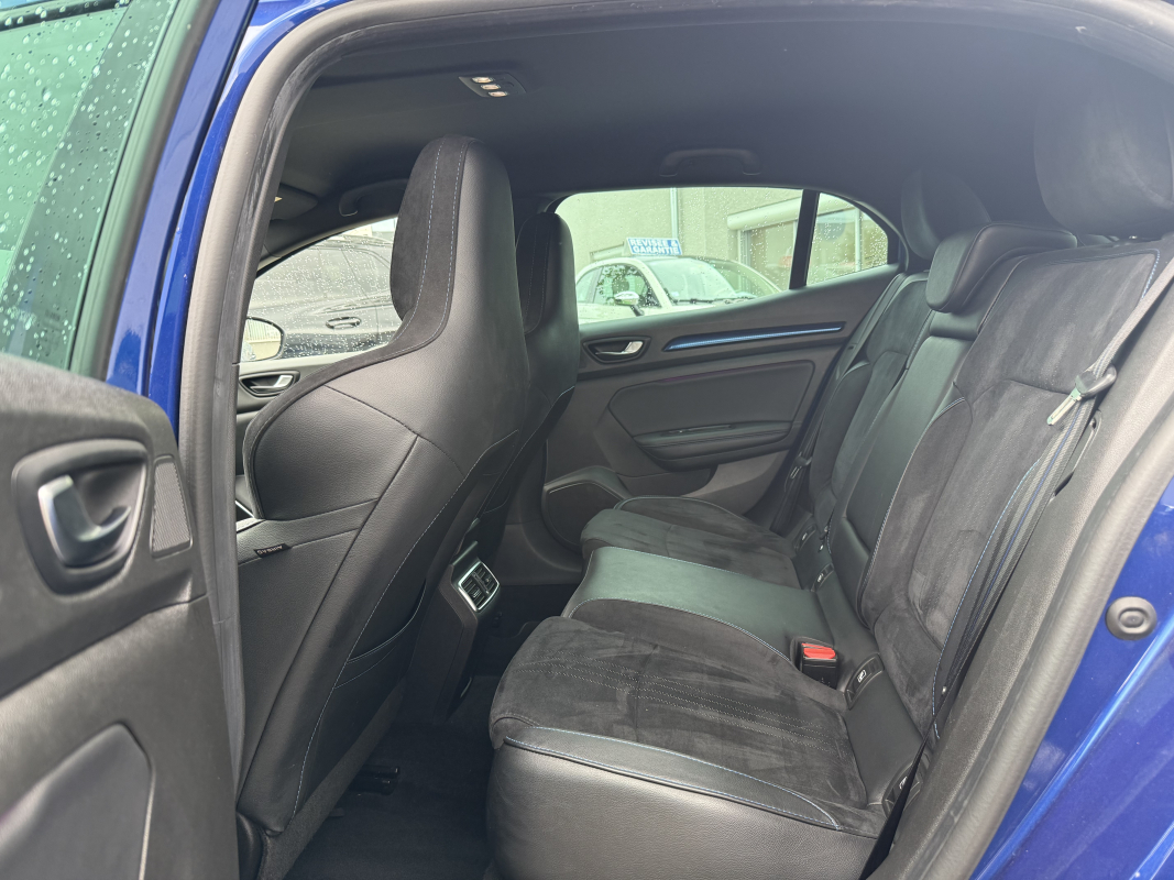 Renault Megane — 11