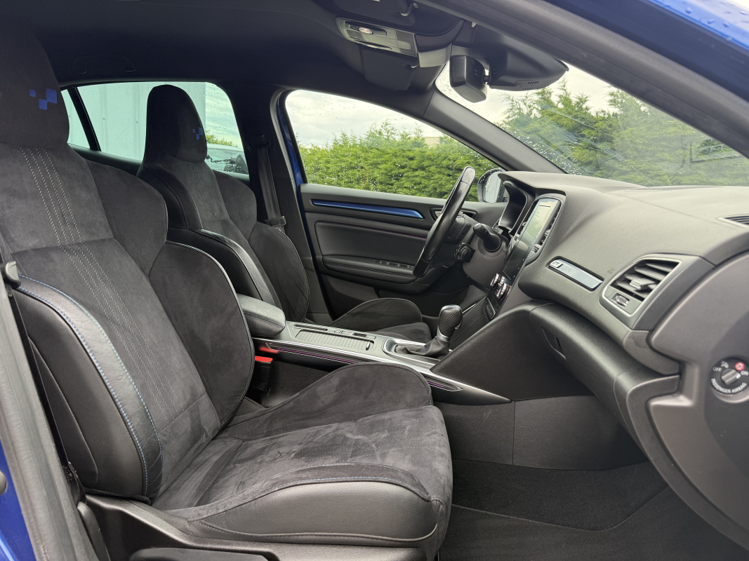 Renault Megane — 10