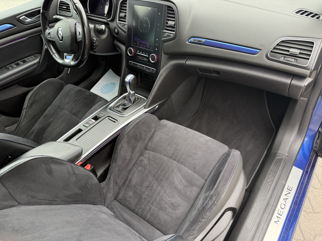 Renault Megane — 8