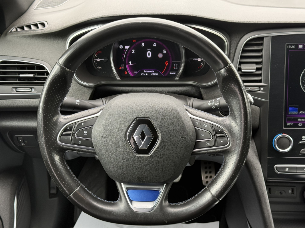 Renault Megane — 16