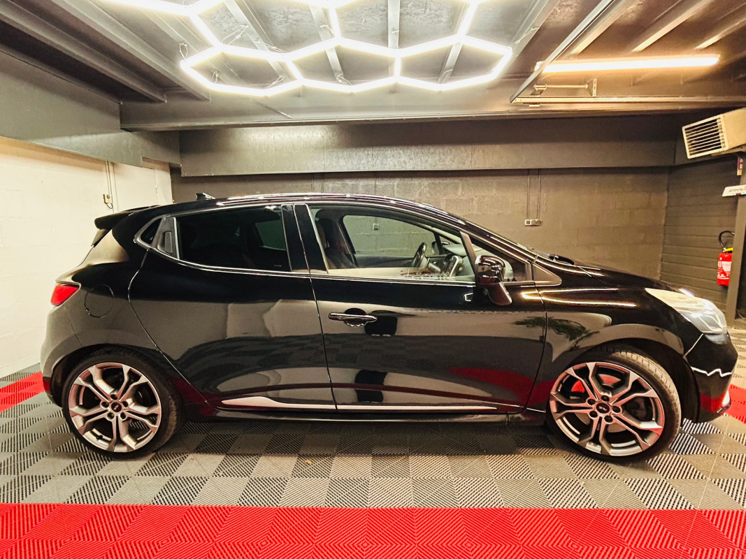 Renault Clio — 4