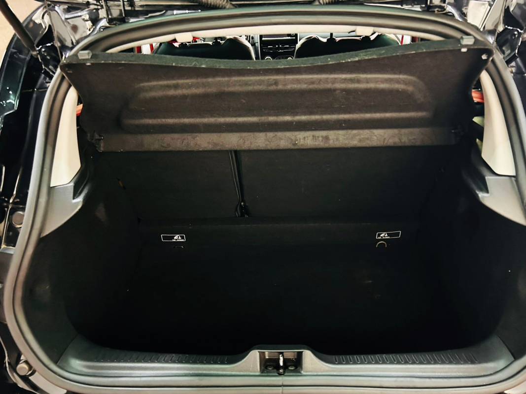 Renault Clio — 18