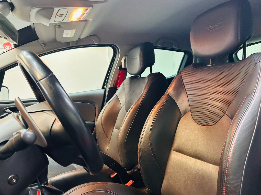 Renault Clio — 8