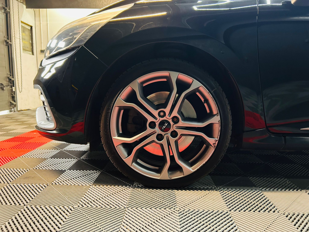 Renault Clio — 20