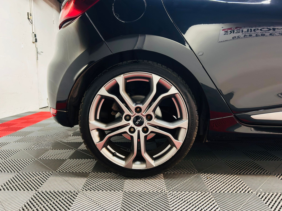 Renault Clio — 22