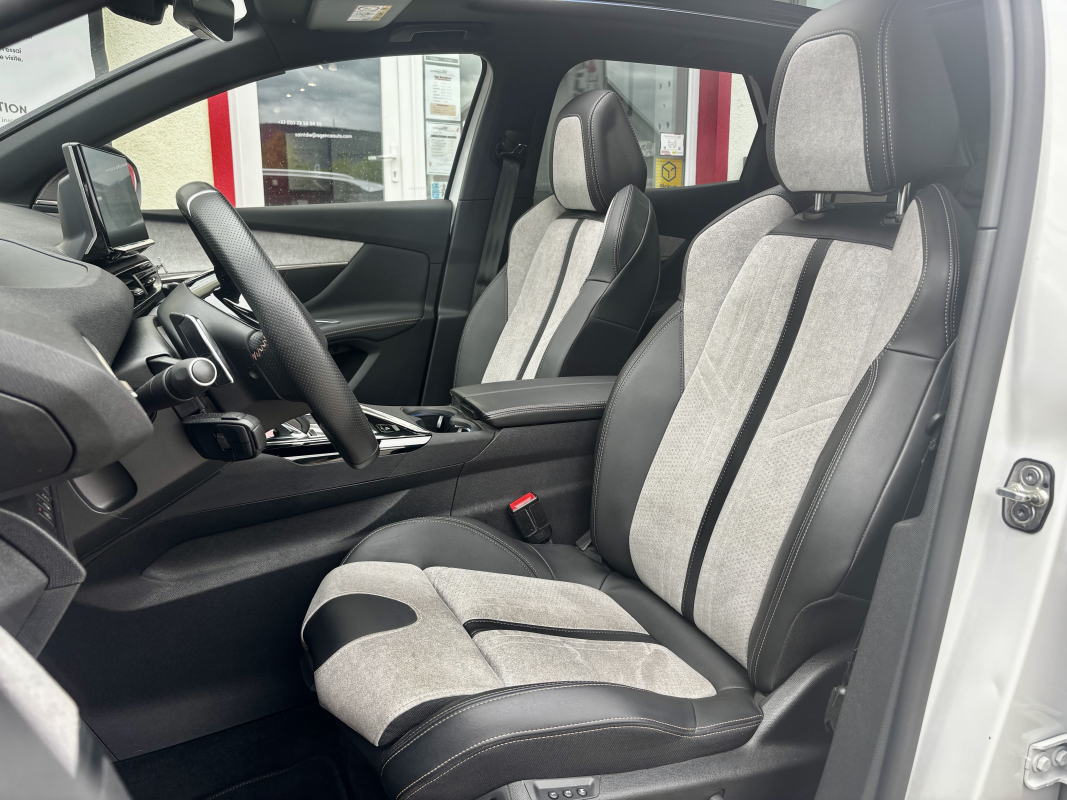 Peugeot 3008 — 13