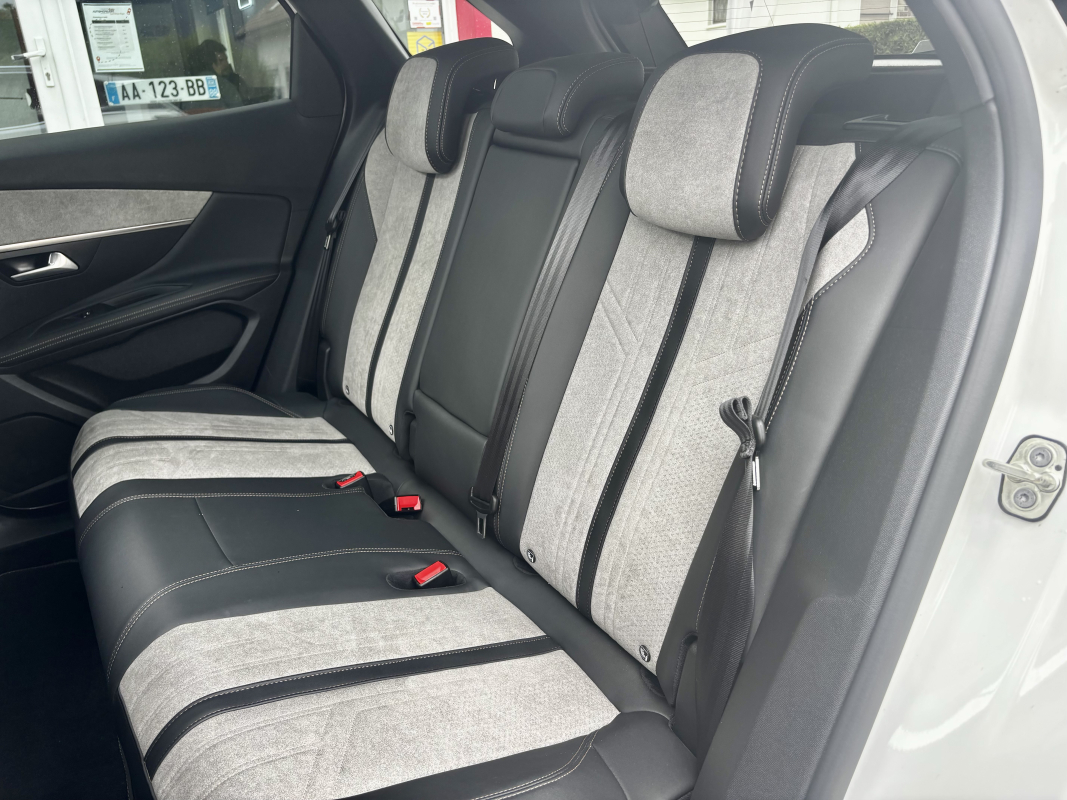 Peugeot 3008 — 19
