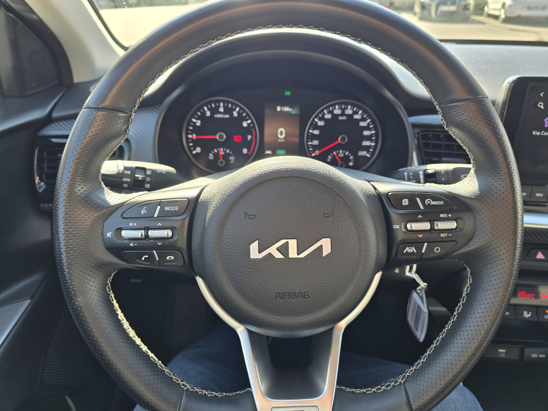 Kia Stonic — 24
