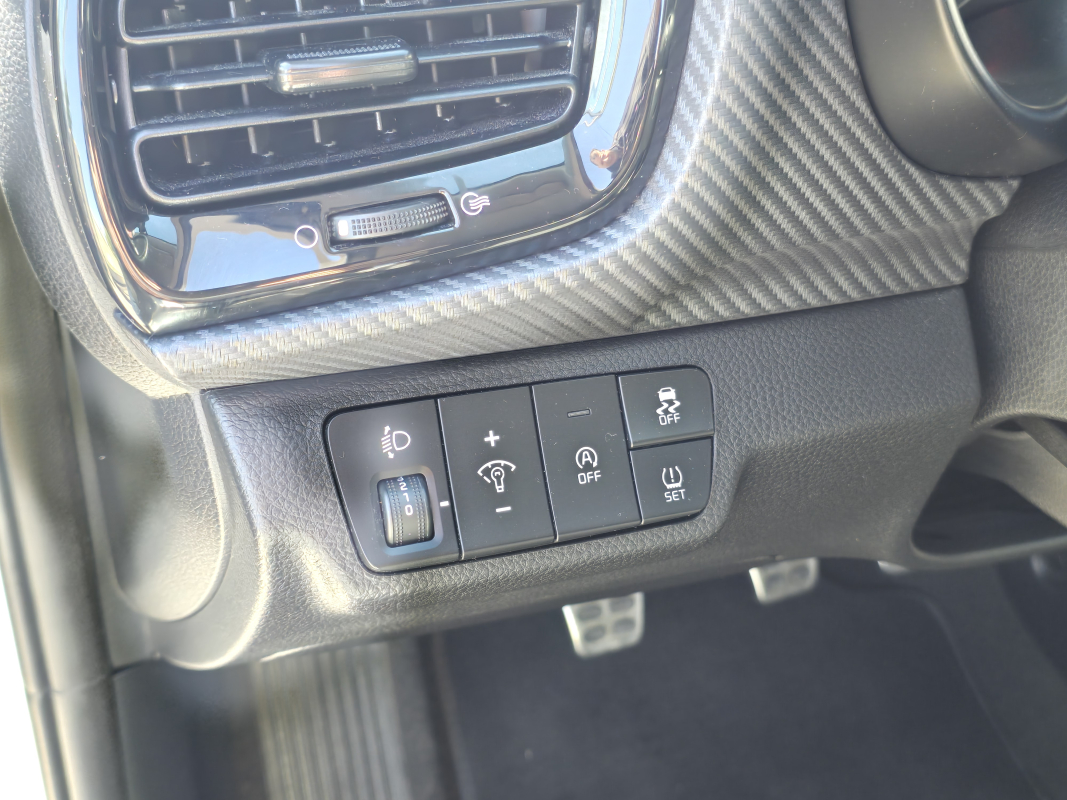 Kia Stonic — 31