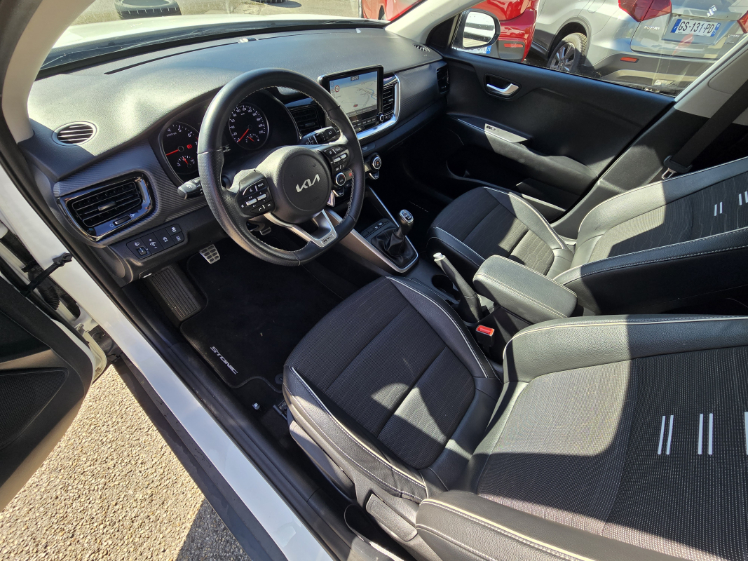 Kia Stonic — 13