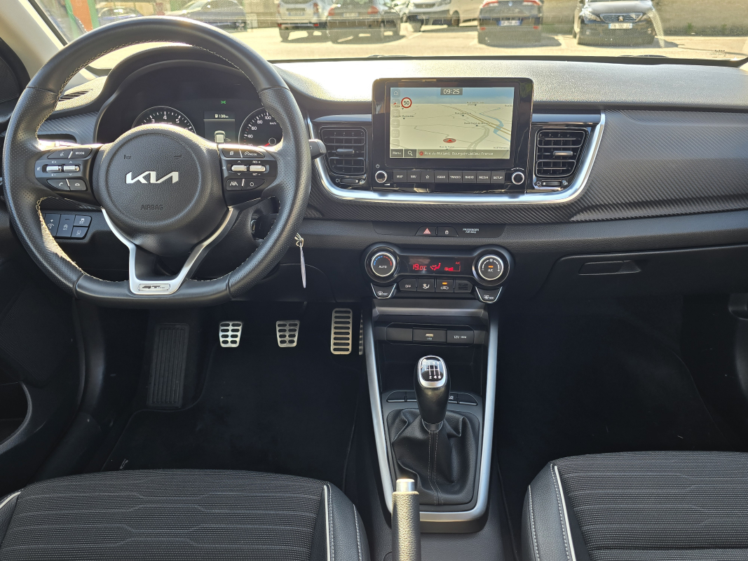 Kia Stonic — 16