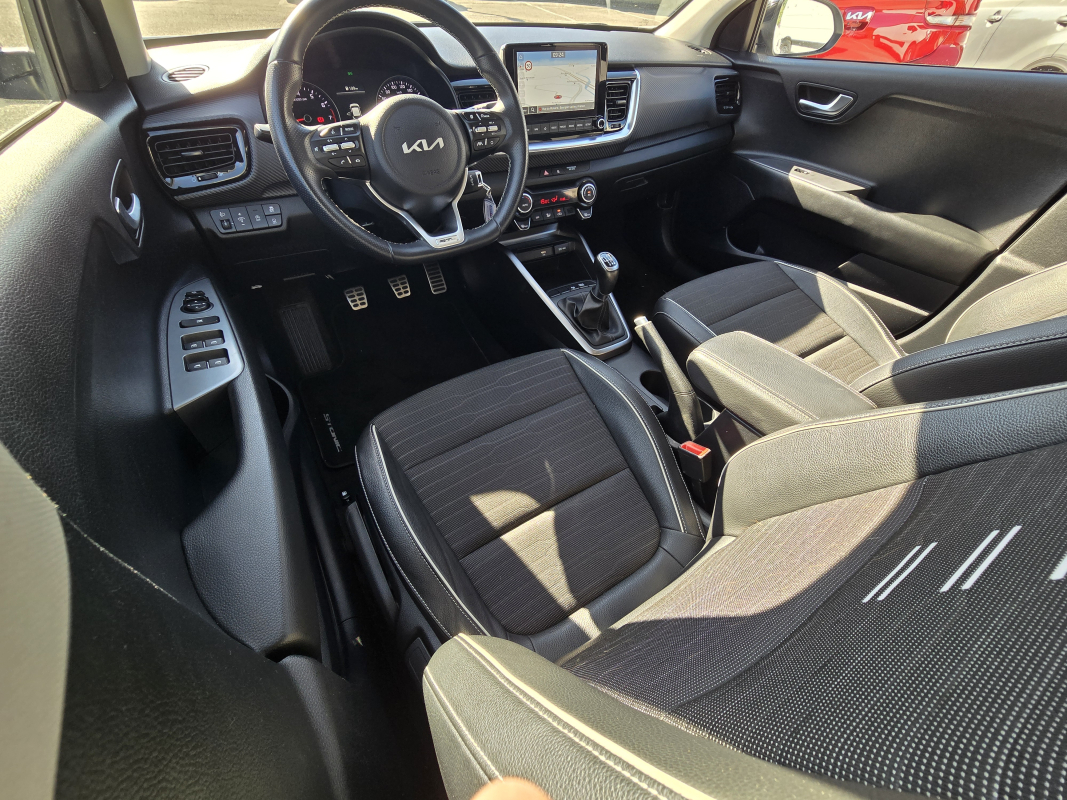 Kia Stonic — 12