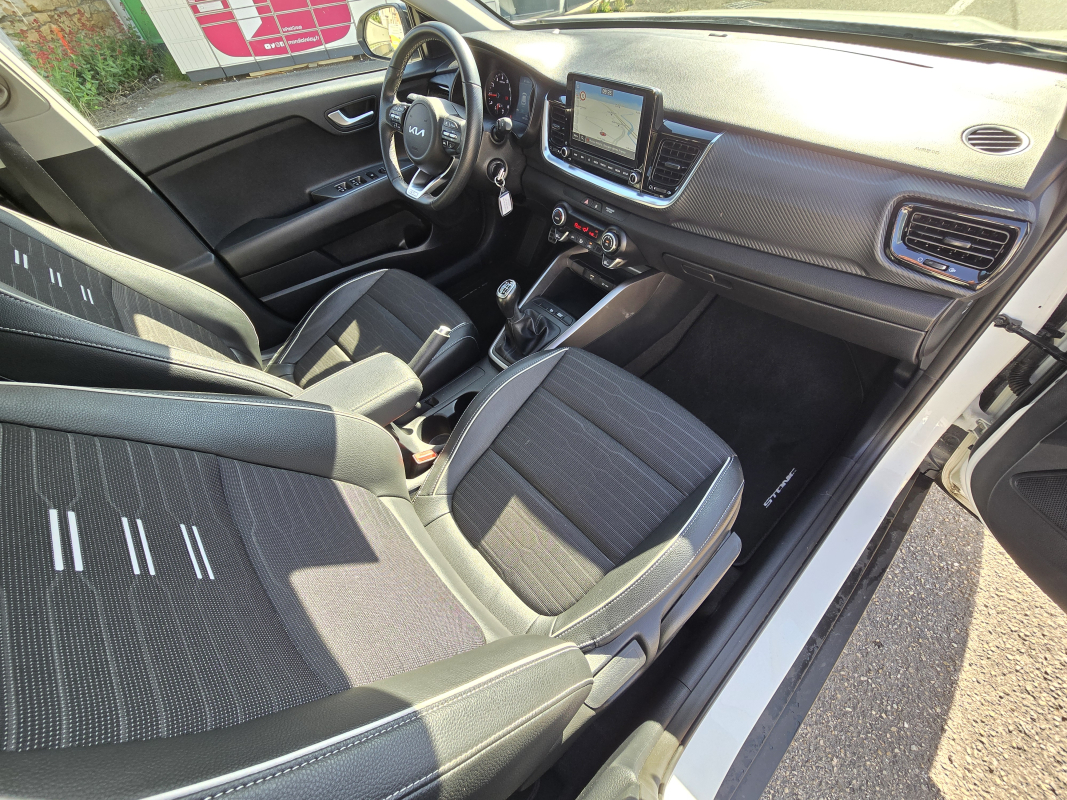 Kia Stonic — 17