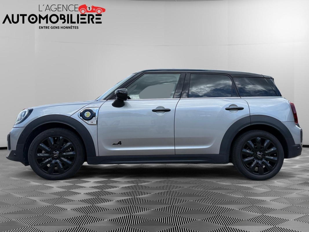 Mini Countryman — 8