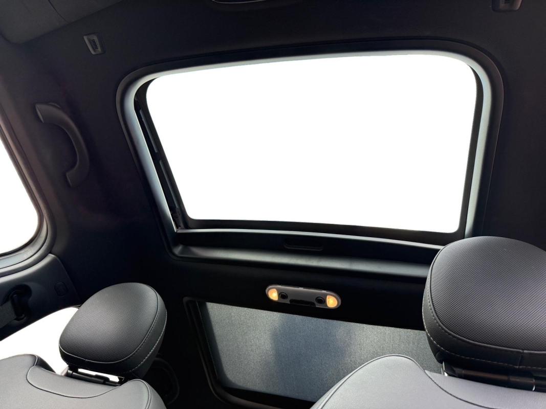 Mini Countryman — 18