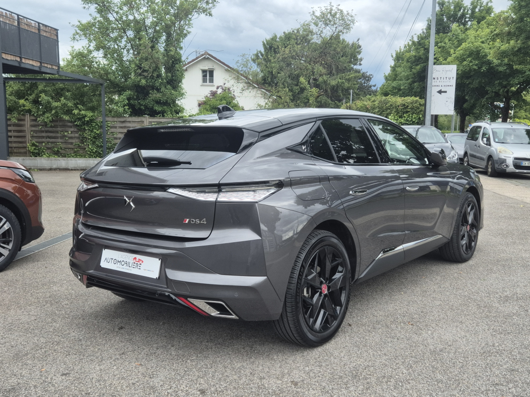 DS DS 4 — 9