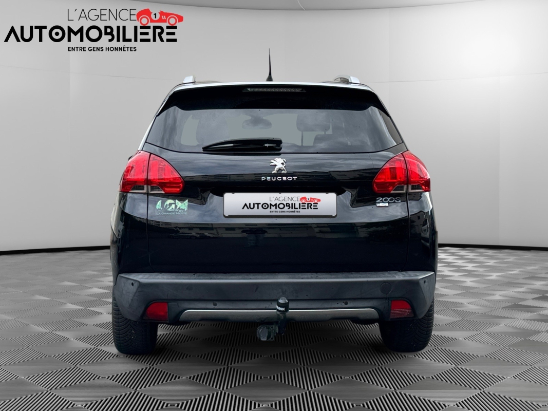 Peugeot 2008 — 5