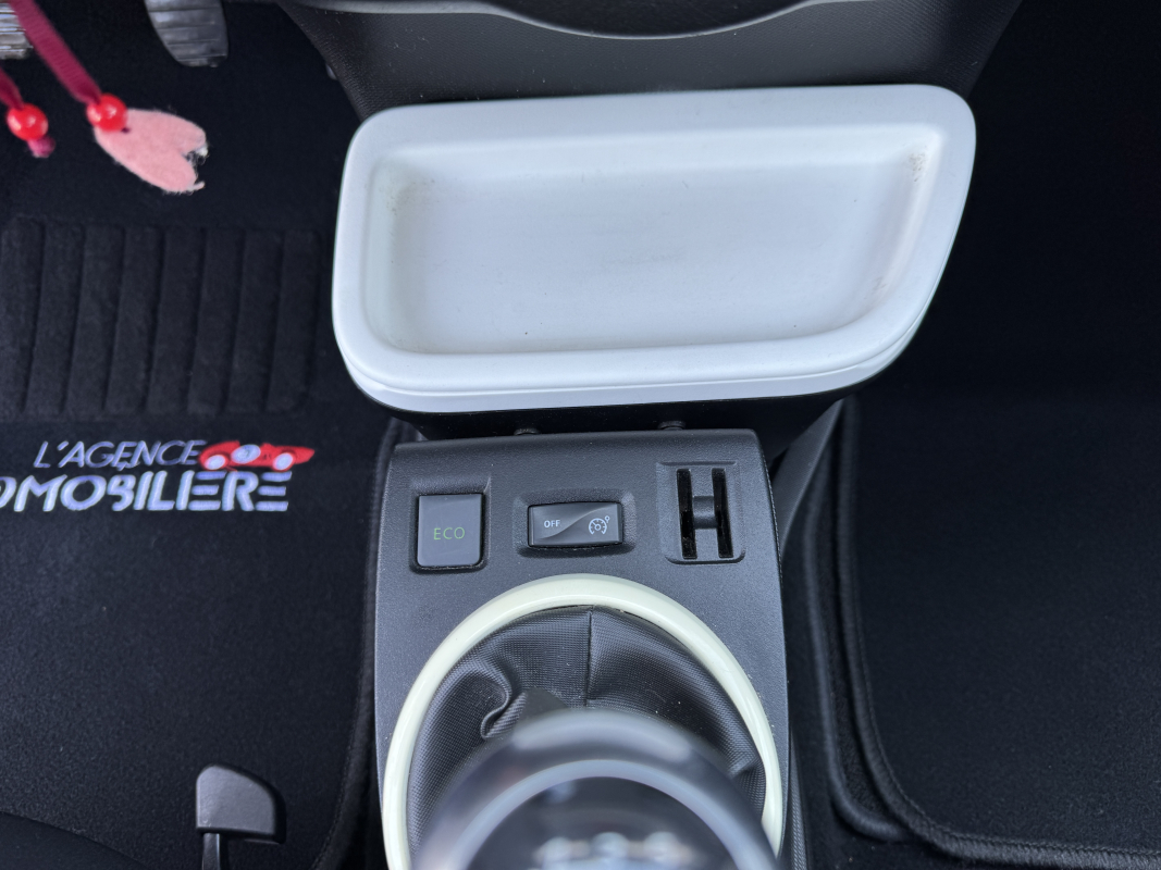 Renault Renault Twingo 3 — 16