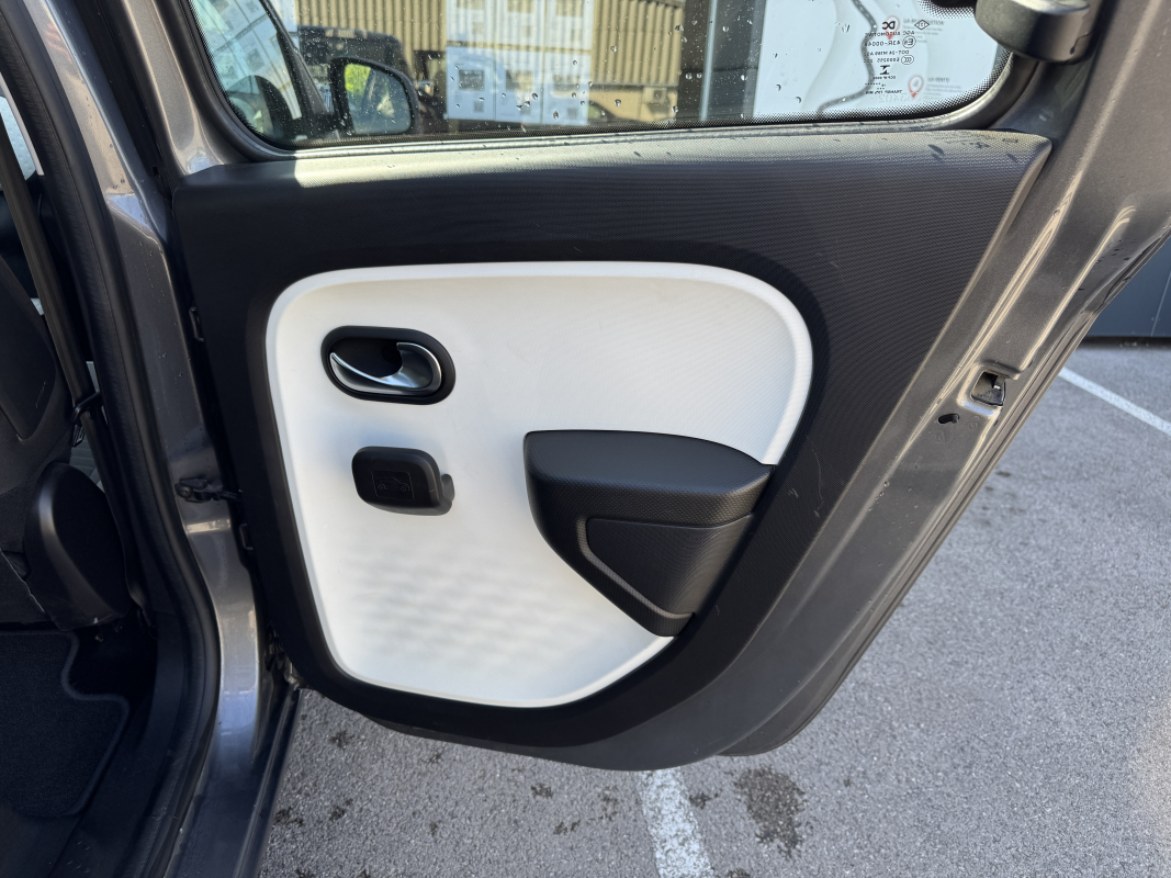 Renault Renault Twingo 3 — 23