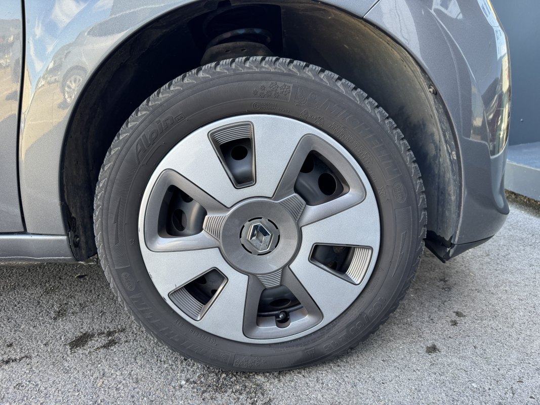 Renault Renault Twingo 3 — 33