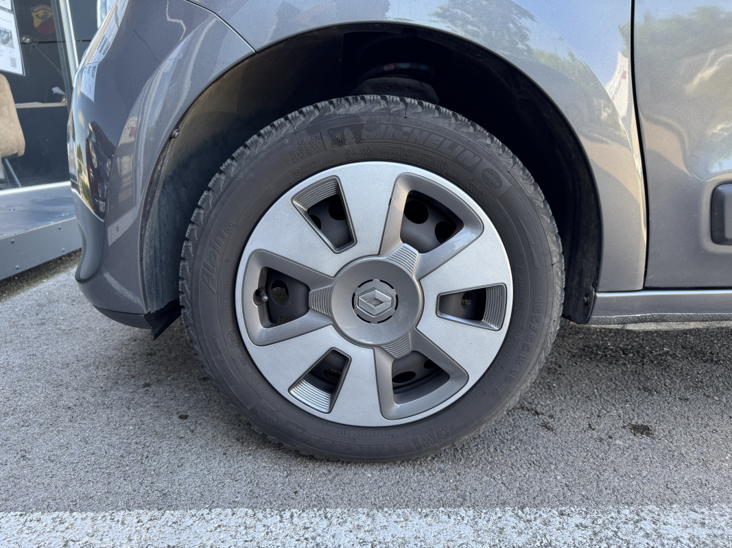 Renault Renault Twingo 3 — 34
