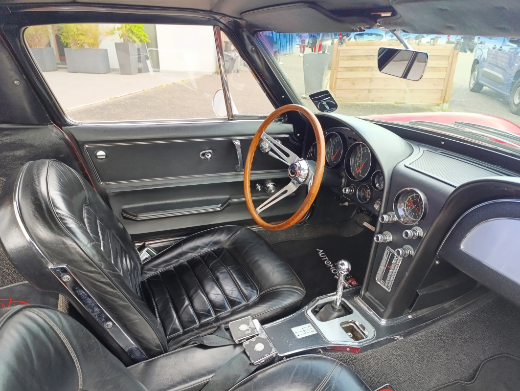 Chevrolet Corvette — 11