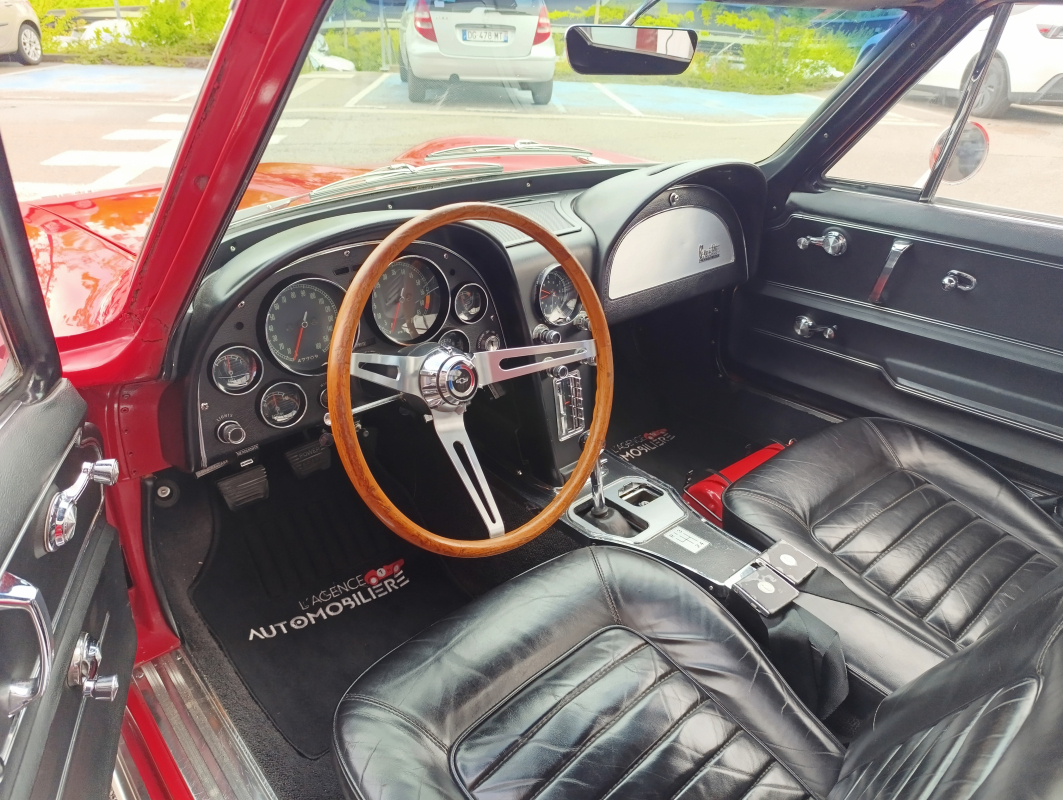 Chevrolet Corvette — 19