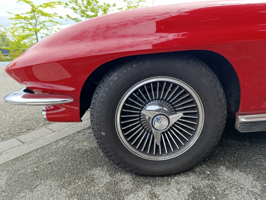 Chevrolet Corvette — 29